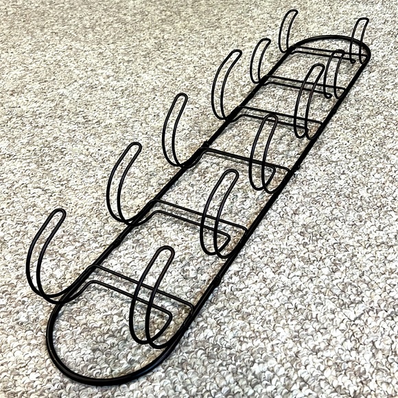 Towel Holder and Towel Storage Shelf Organizer for Bathroom - Picture 7 of 8